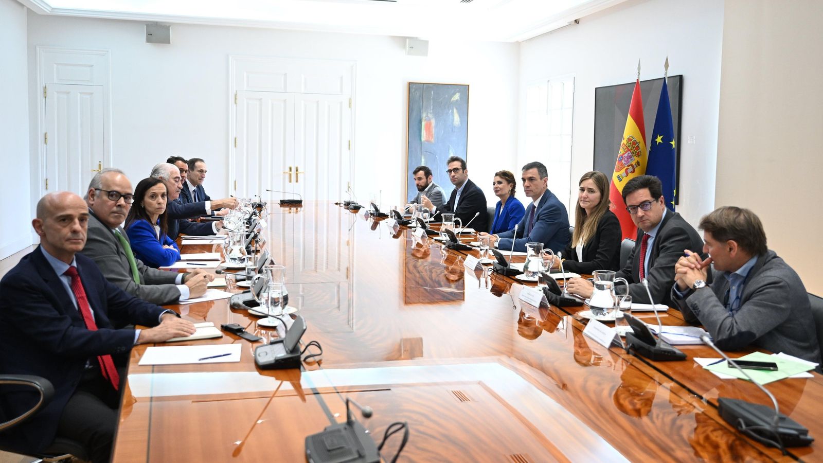 Reunió de Sánchez amb les principals companyies elèctriques després de l'apagada