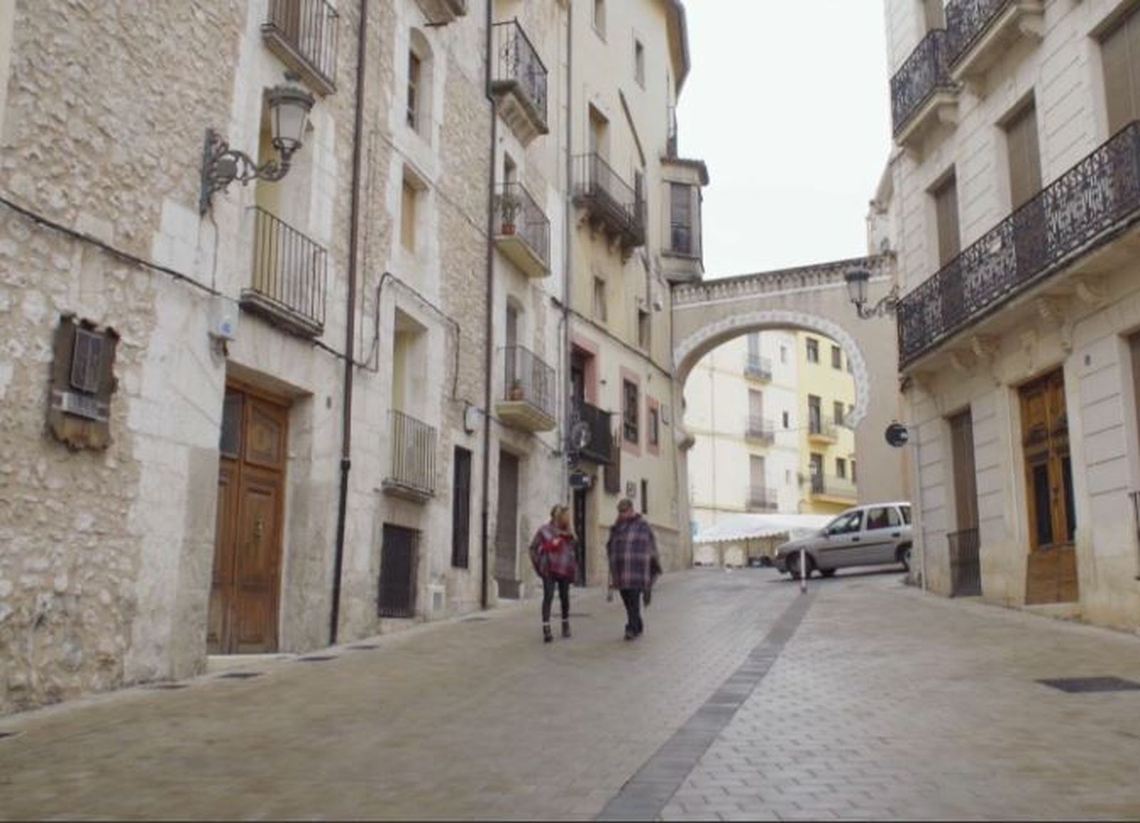 Antigament, la manta era un element que a més a més servia per a saber qui la portava