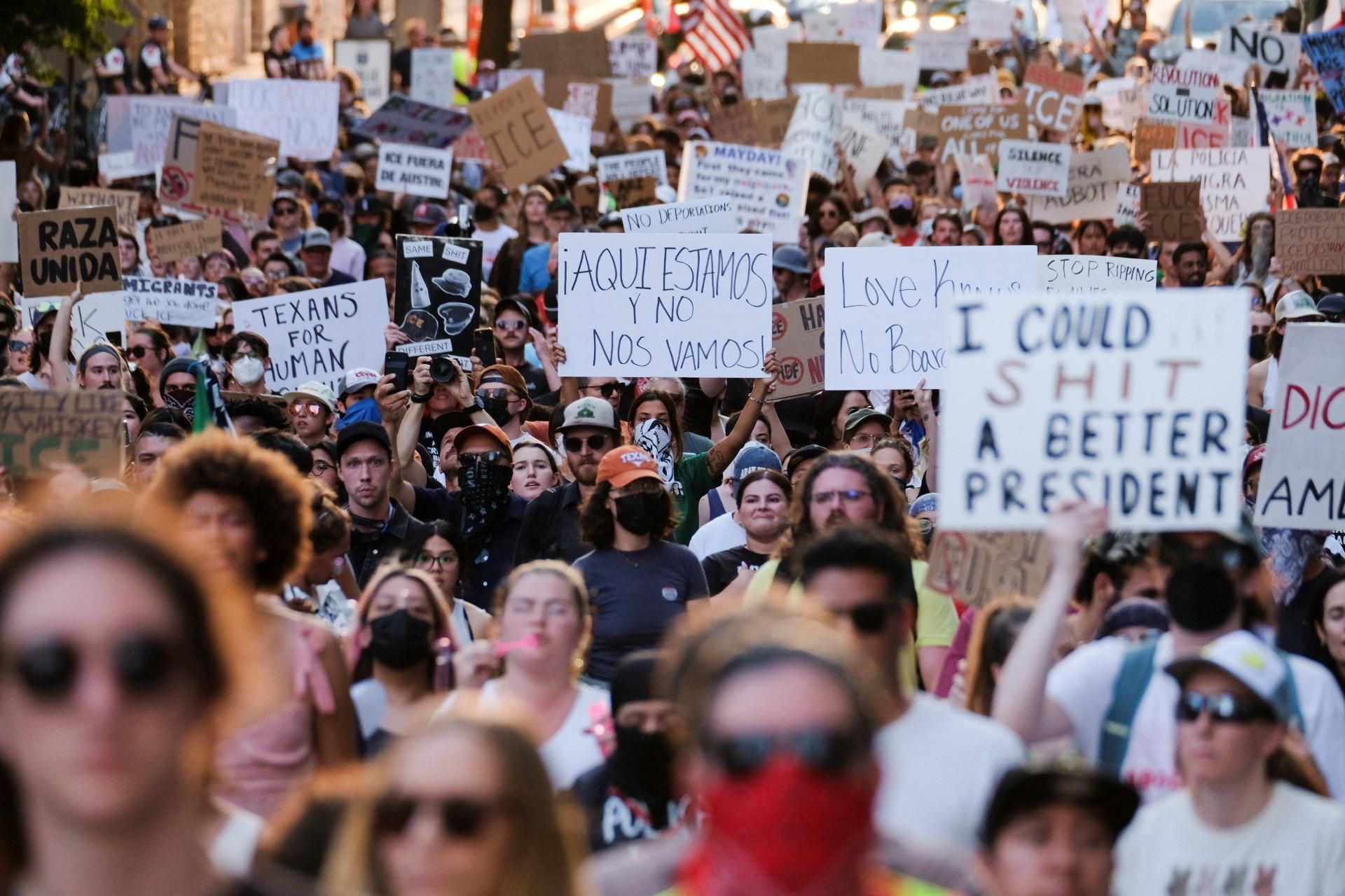 Una de les manifestacions contra la campanya de deportacions de Trump Una de les manifestacions contra la campanya de deportacions de Trump