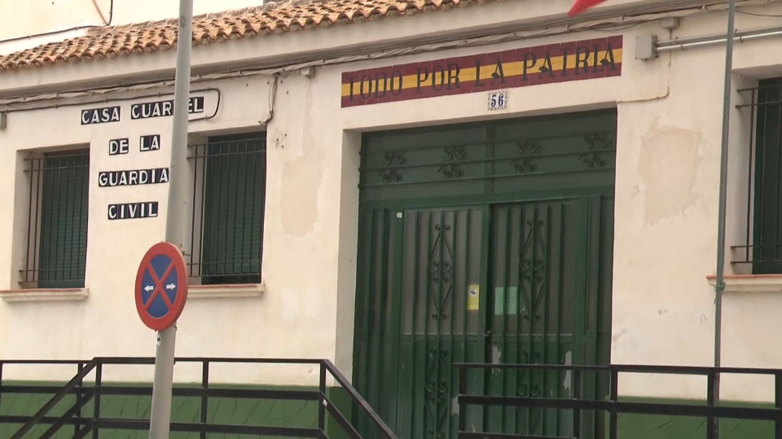 Façana de la caserna de la Guàrdia Civil