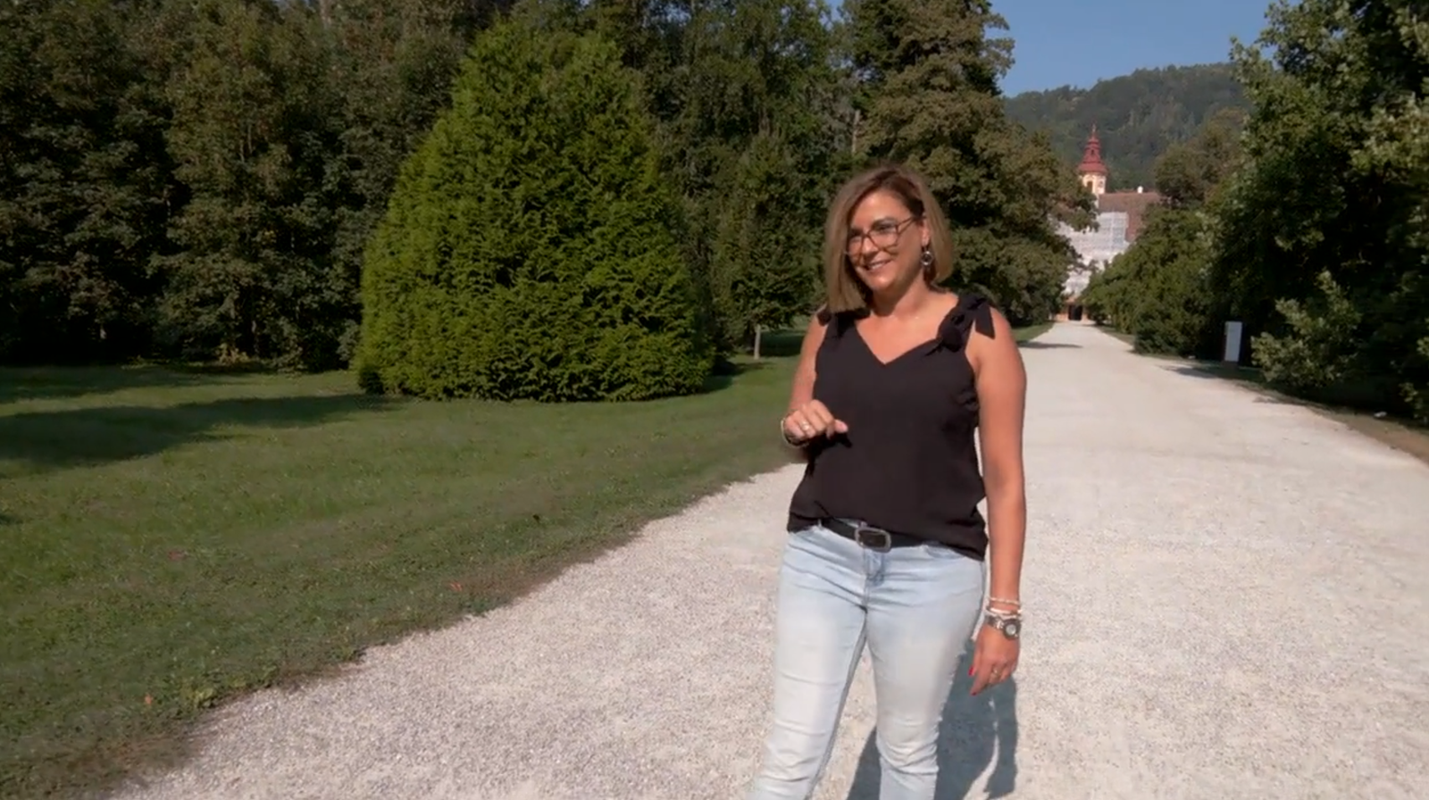 Helena Peris és de València i ens guiarà pel magnífic Palau d’Eggenberg, una joia del barroc també declarada patrimoni de la humanitat