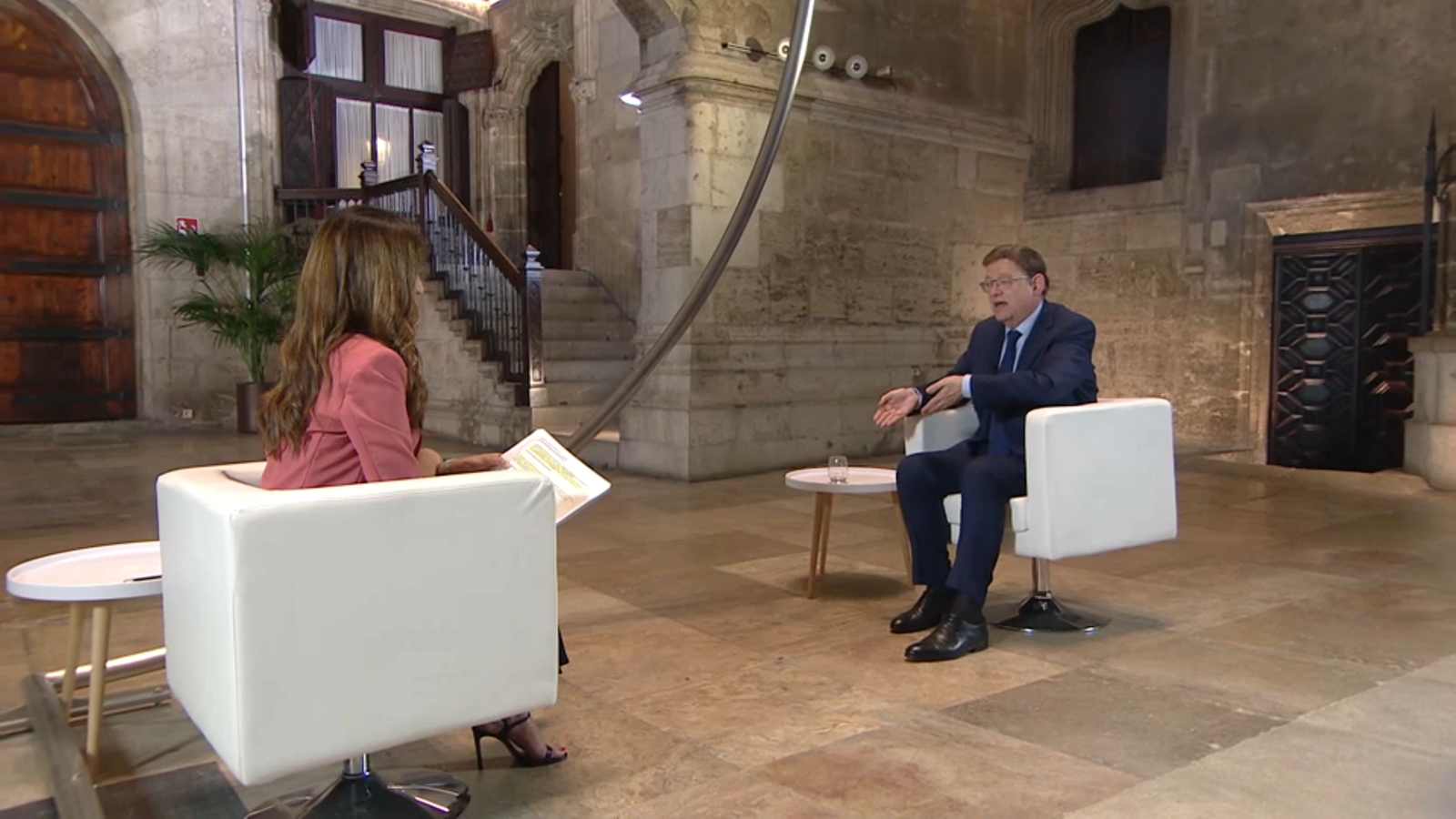 Entrevista a Ximo Puig amb motiu del segon aniversari de govern en el Palau de la Generalitat