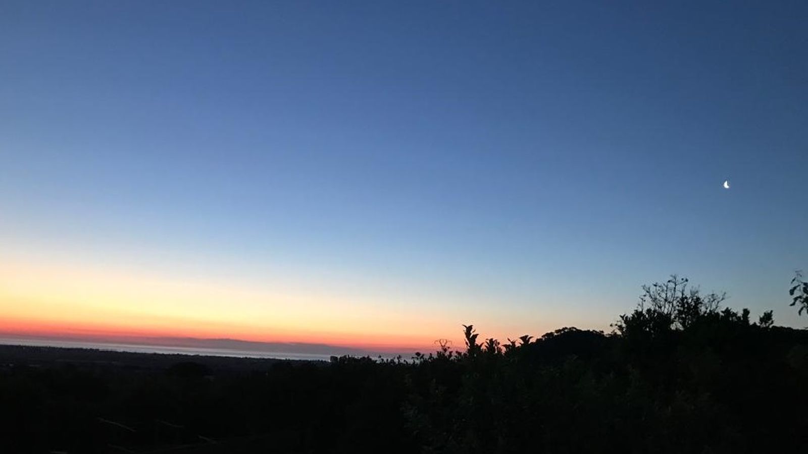 Cels amb pocs núvols, este dimarts