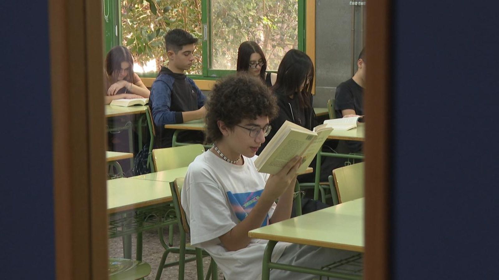 Els sindicats majoritaris de l'ensenyament critiquen els canvis de la conselleria d'Educació