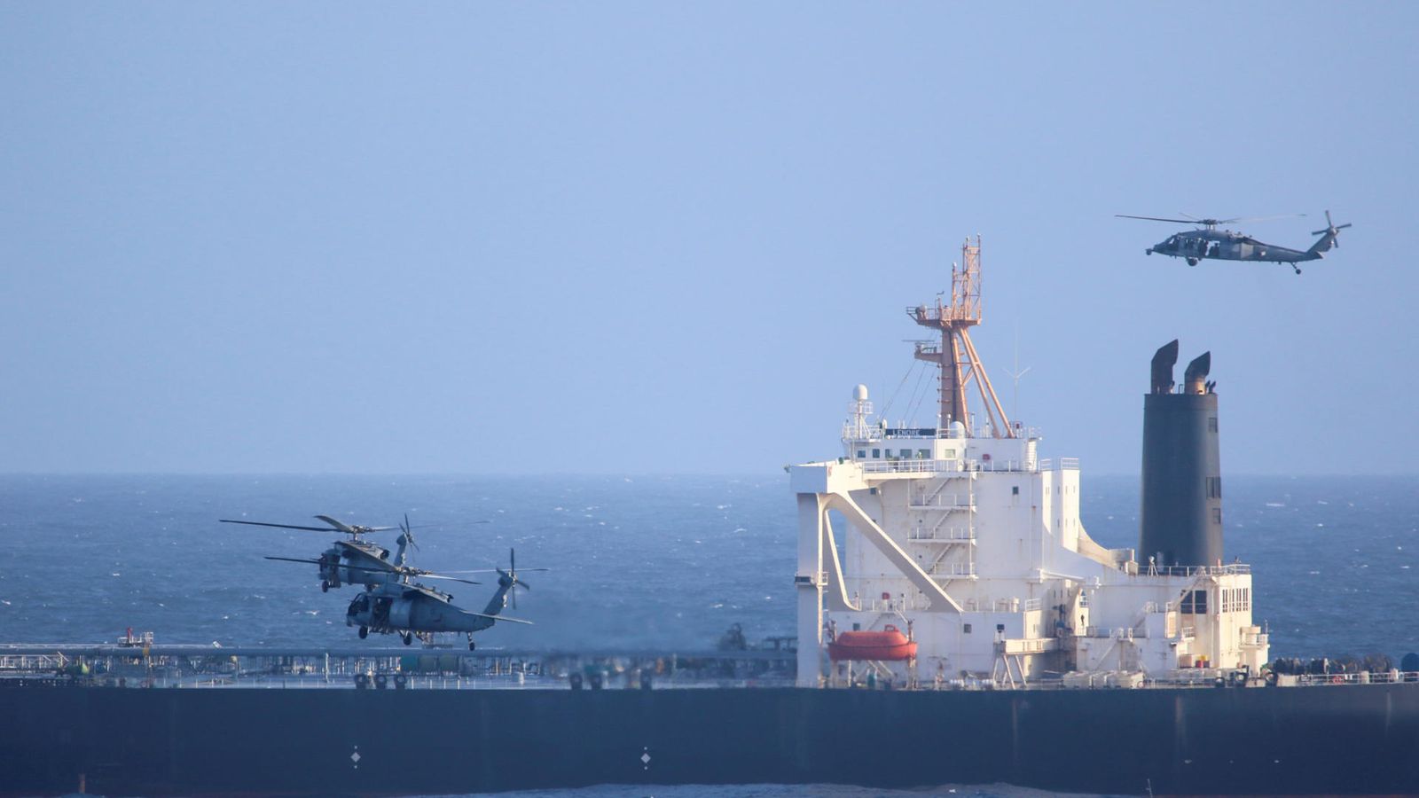 Els EUA intercepten i aborden un buc vinculat a l'Iran a l'Indo-Pacífic
