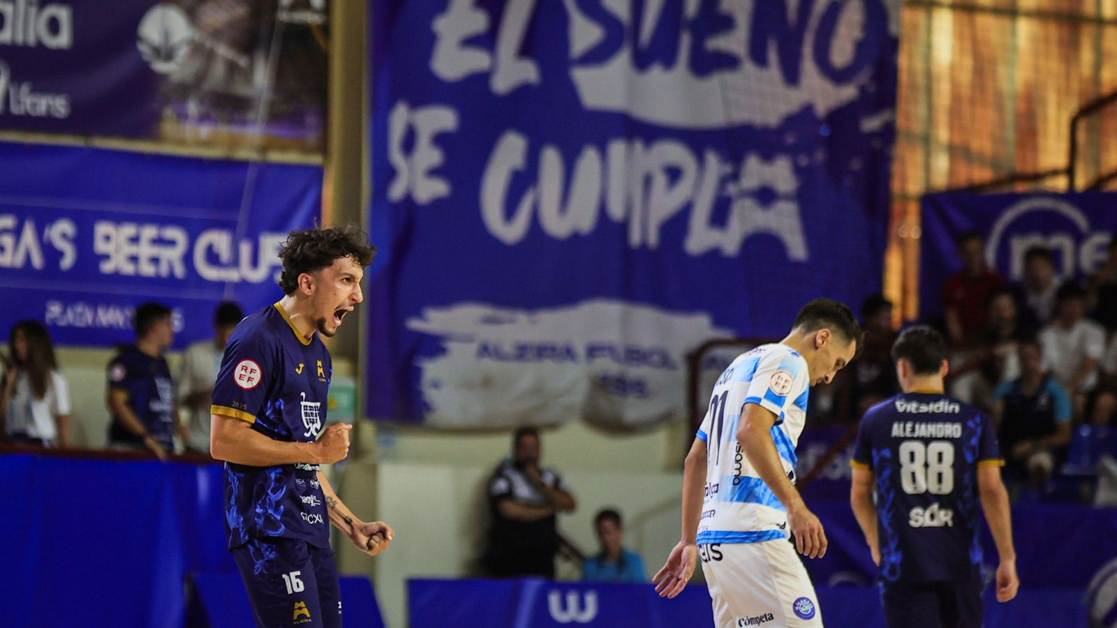 L'Alzira podrà jugar en Primera Divisió després de la renúncia del Betis