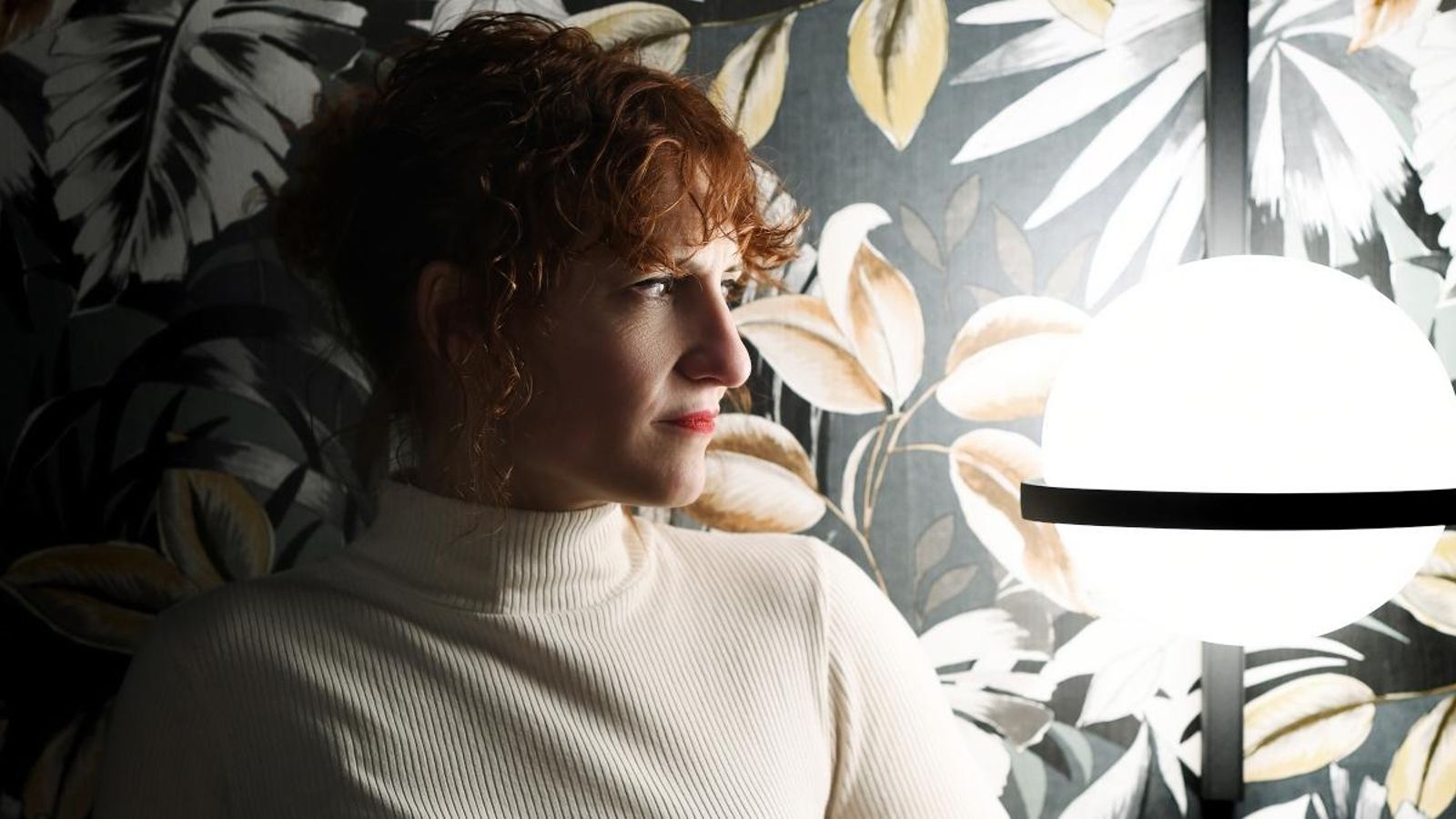 Elisa Ferrer, guanyadora del XV Premi Tusquets de novel·la amb Temporada de avispas