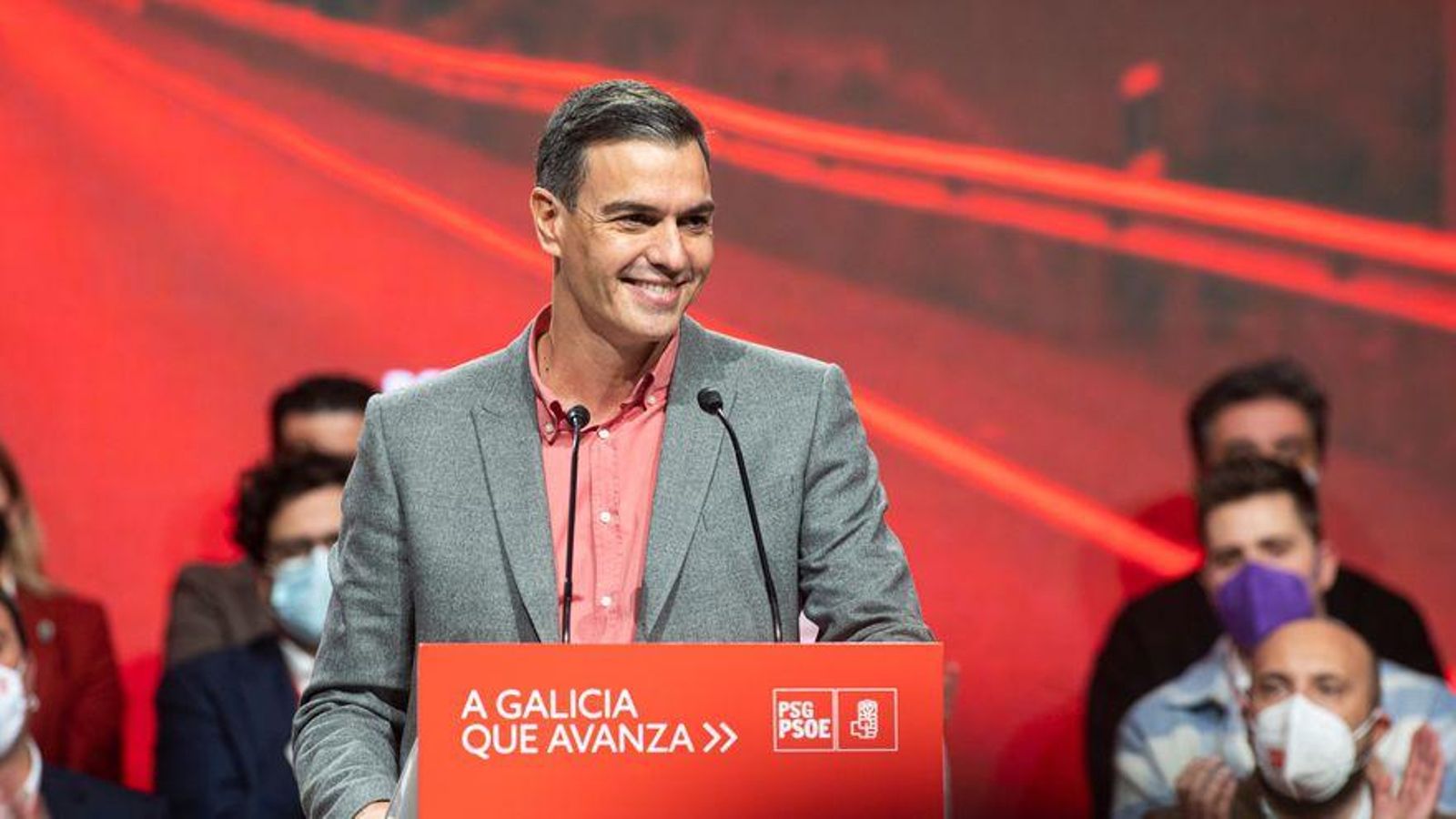L'enquesta atorga al PSOE una estimació de vot del 28,5% L'enquesta atorga al PSOE una estimació de vot del 28,5%