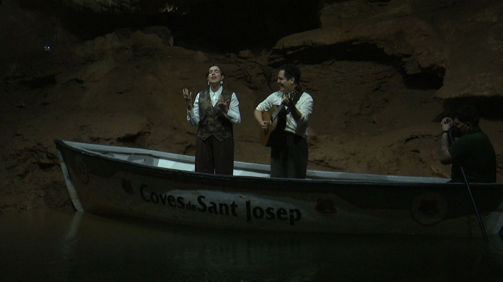 Música davall de terra