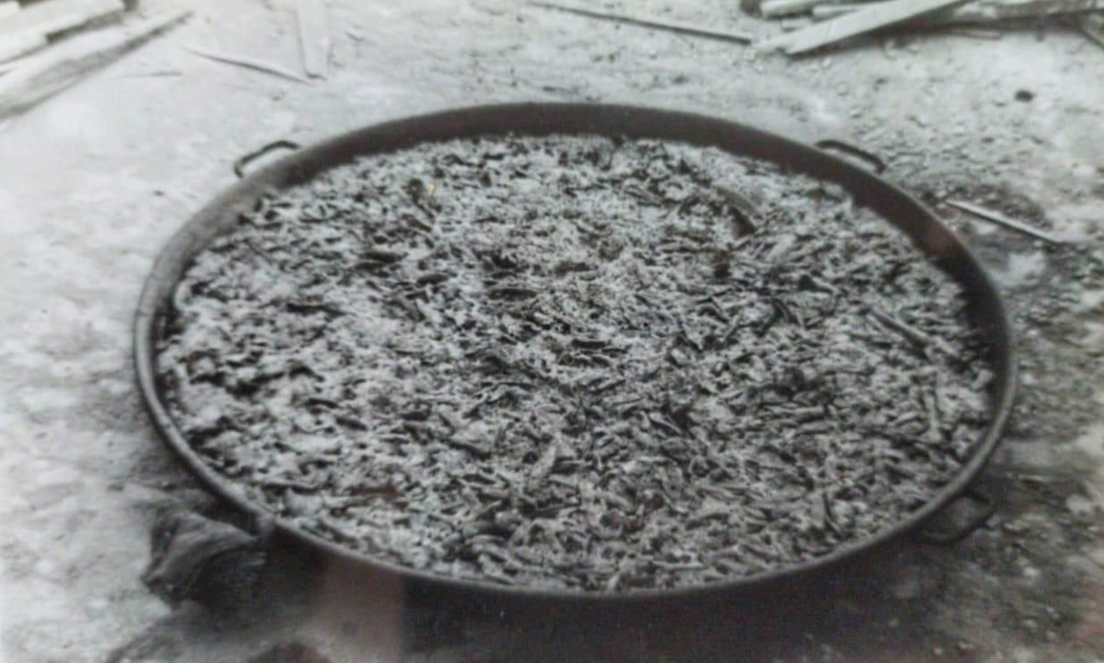 Les receptes més antigues de paella descriuen un plat molt senzill i humil