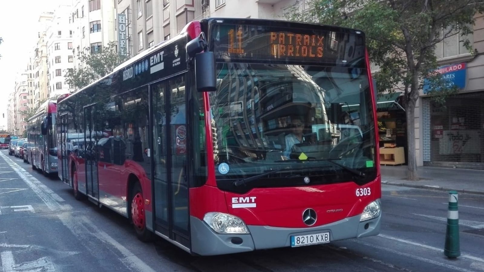 Imatge d'arxiu d'un autobús de l'EMT