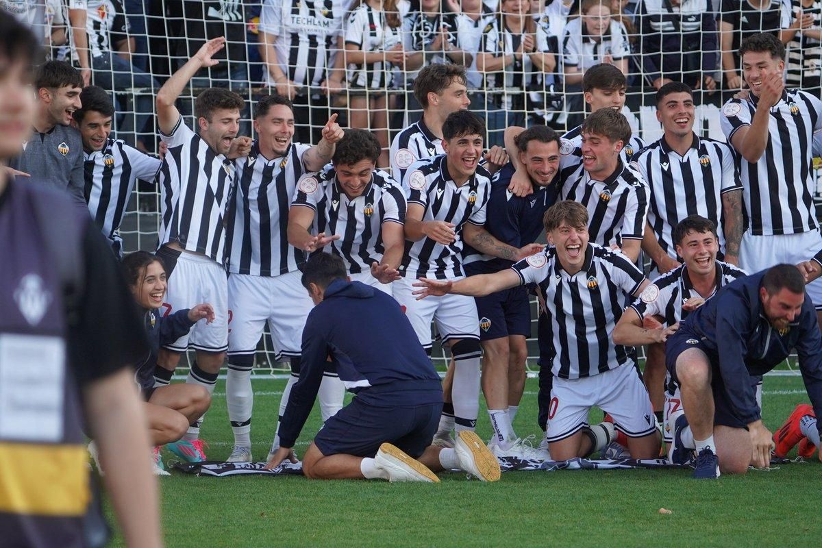 Imatge del Castelló B, equip ascendit des de la Tercera RFEF a Segona RFEF Imatge del Castelló B, equip ascendit des de la Tercera RFEF a Segona RFEF