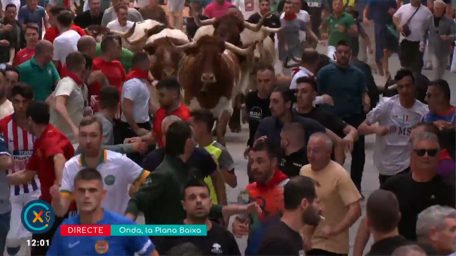 23.10.2025 | Entrada de bous de la fira d'Onda