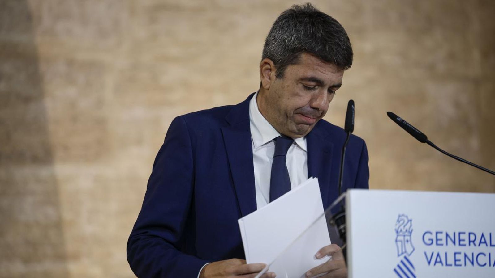 El president, Carlos Mazón, ja en funcions després d'haver persentat la renúncia formal al càrrec