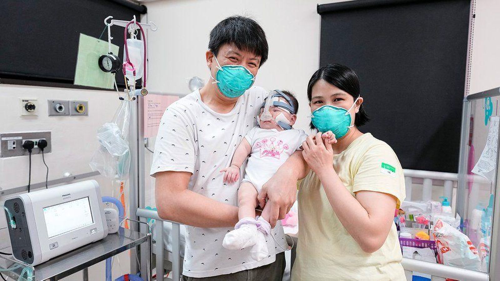 La família Kwek, en l'Hospital Universitari de Singapur