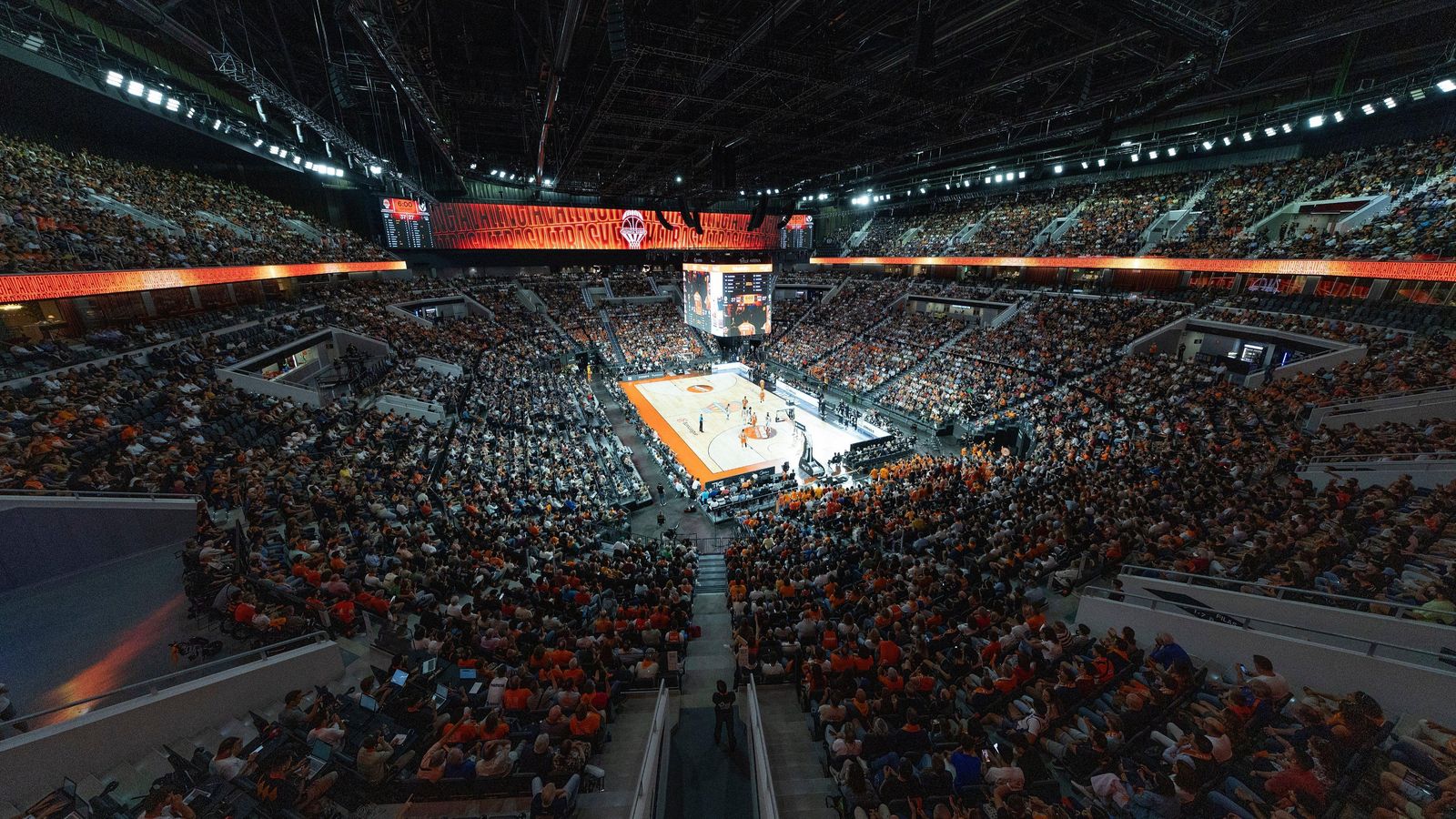 Imatge de l'interior del Roig Arena