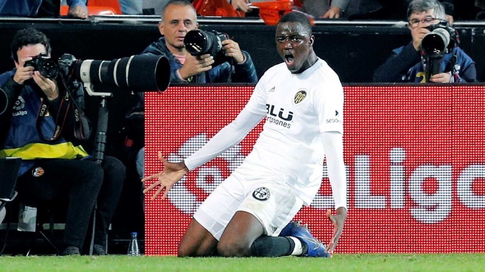 Diakhaby celebra el seu gol. Efe Diakhaby celebra el seu gol. Efe