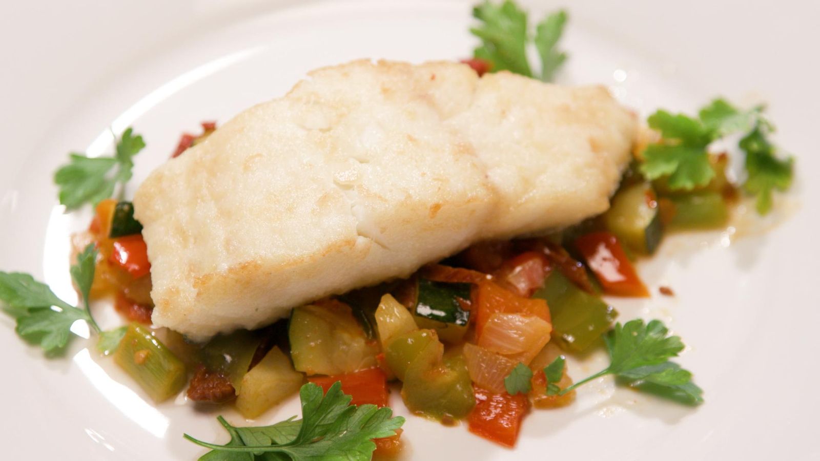 Llom d'abadejo amb alls tendres