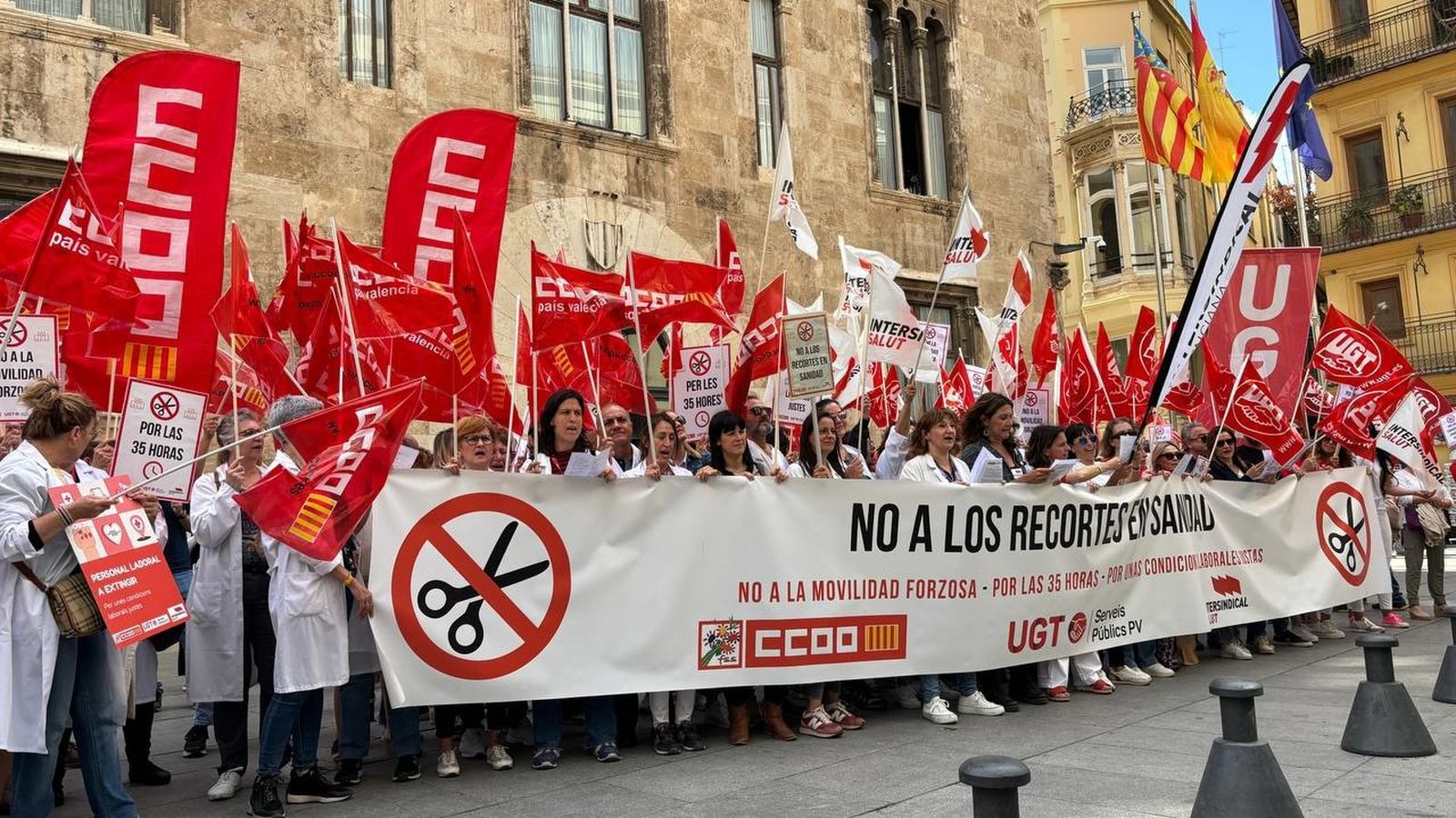 Personal sanitari, este dimarts, protesta davant el Palau de la Generalitat