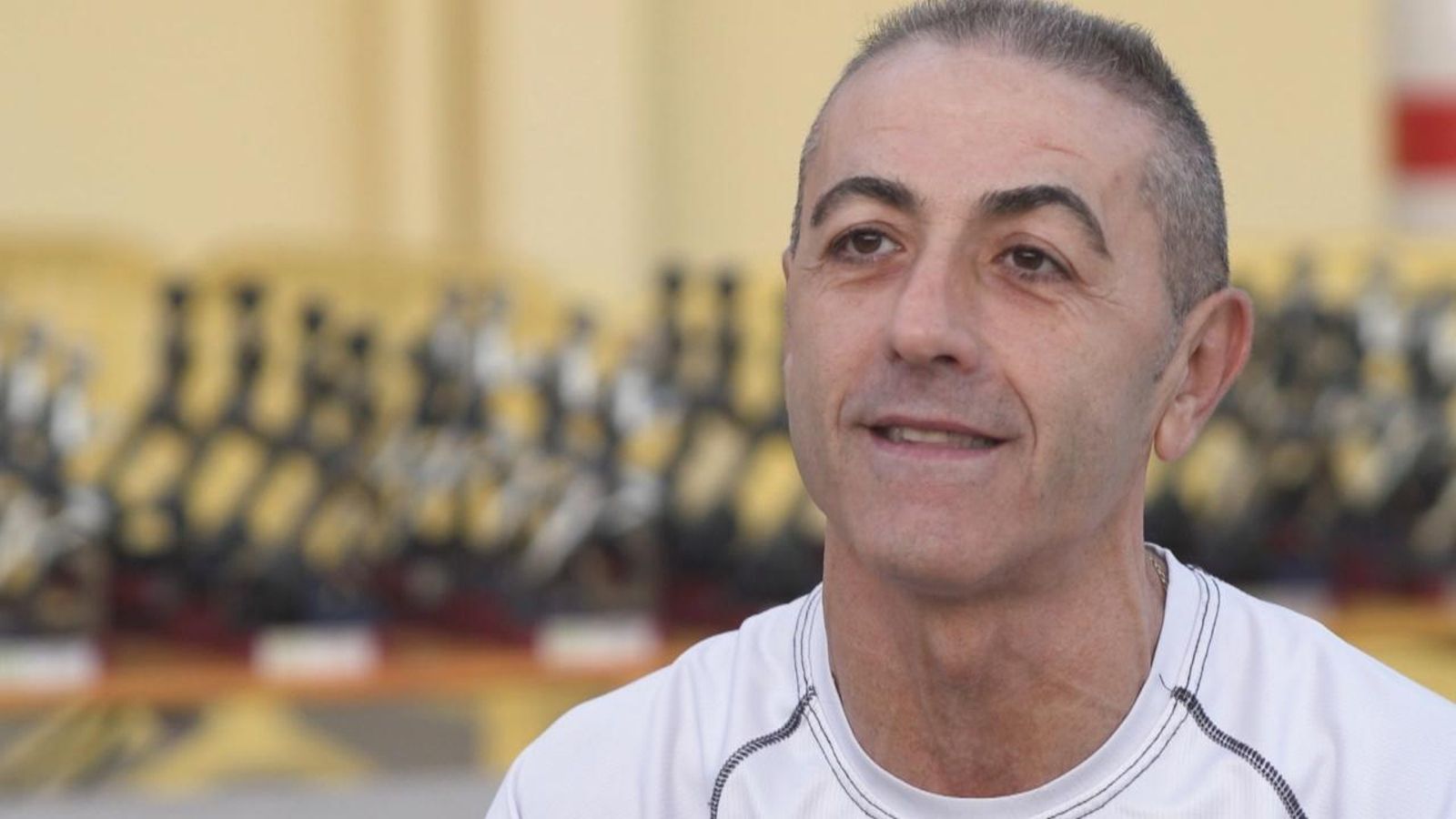 'Donar suport' o 'suportar'?