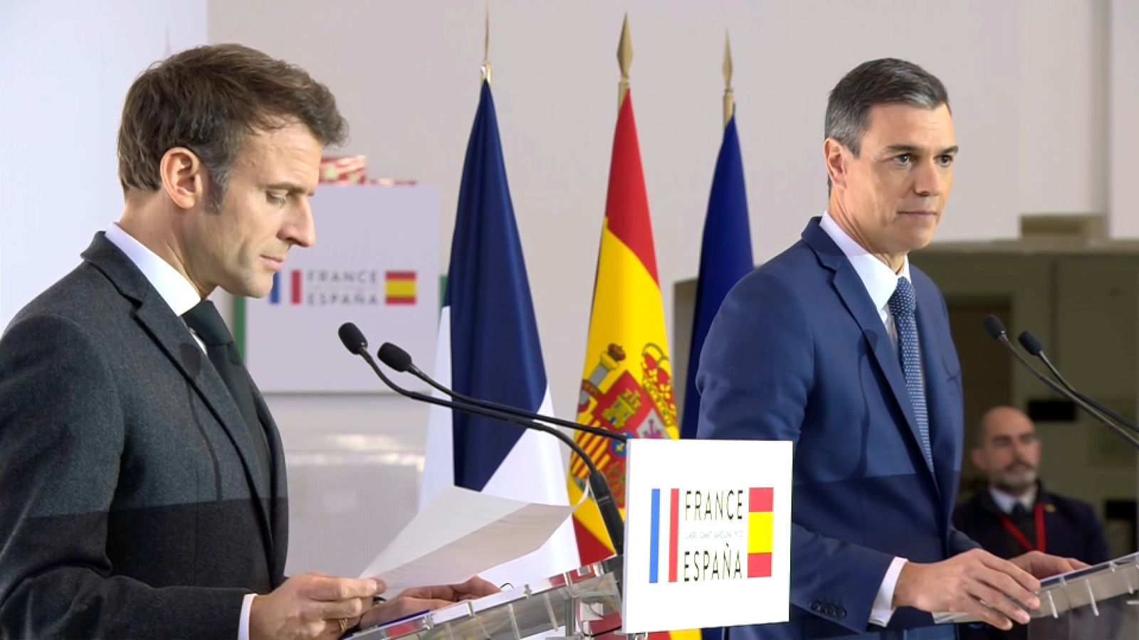 Macron i Sánchez, durant la roda de premsa