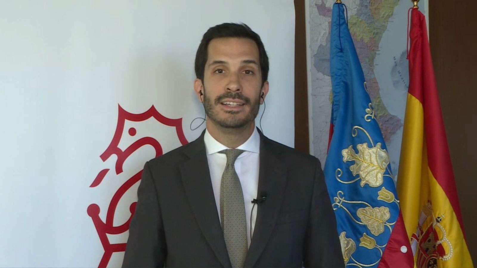 JAVIER BAZÁN