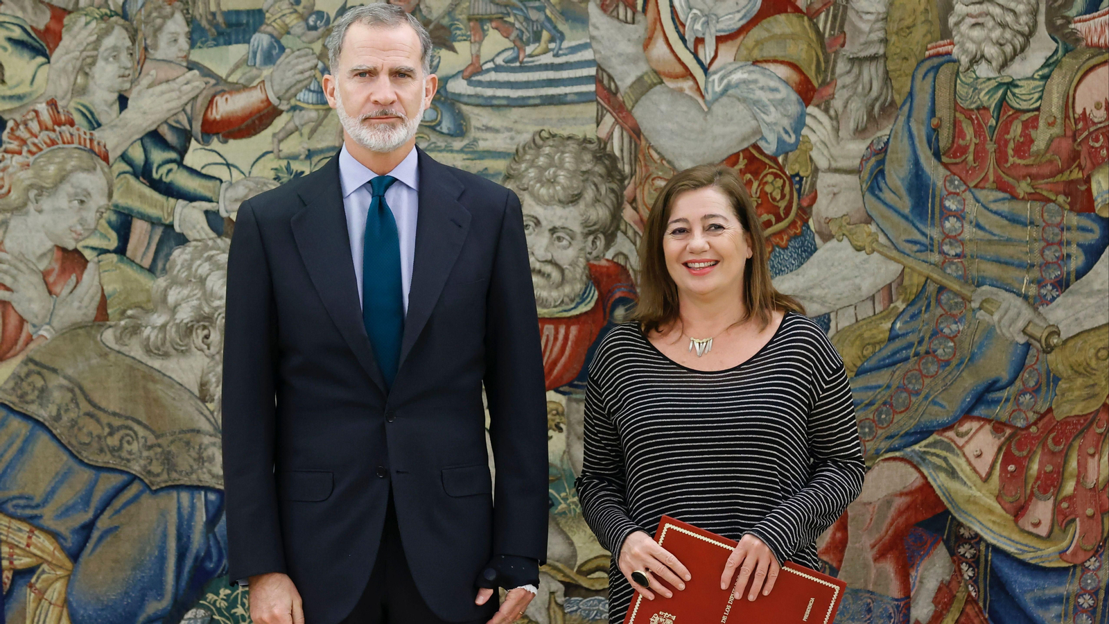 Francina Armengol comunica al rei Felip VI el resultat de la votació de la investidura de Sánchez