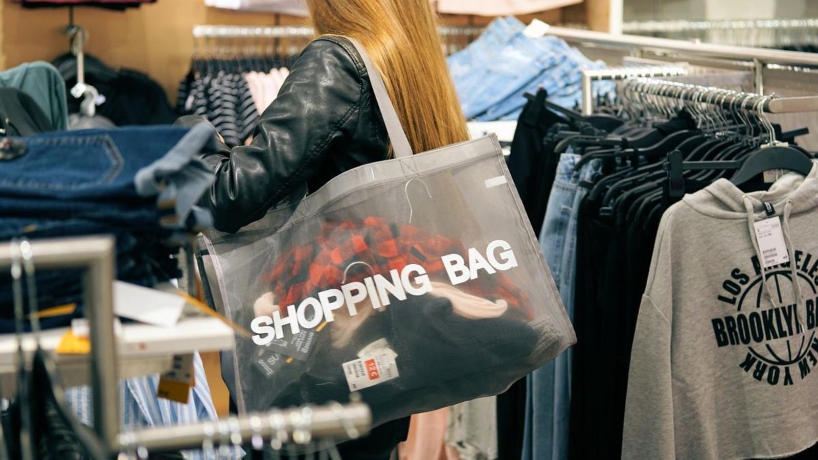 Les grans superfícies esperen més d’un milió de clients el cap de setmana