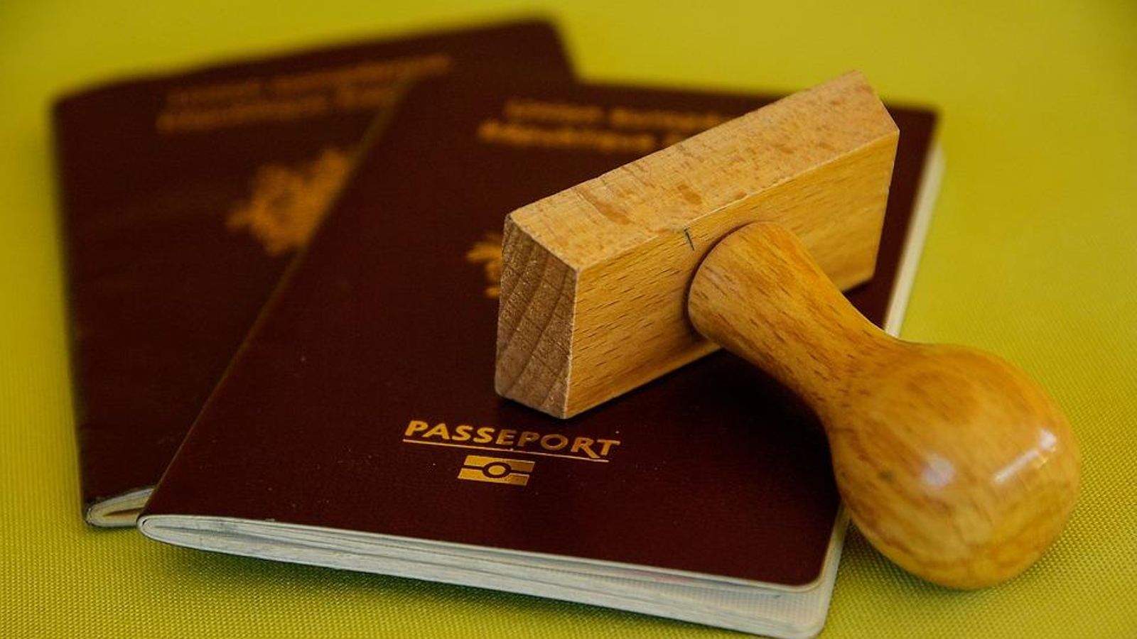 El nombre d’estrangers residents a Espanya augmenta un 3,6%