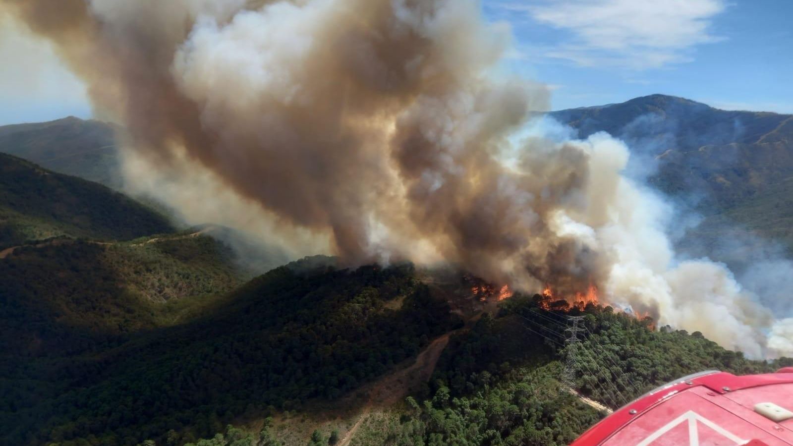 Incendi forestal a Pujerra Incendi forestal a Pujerra