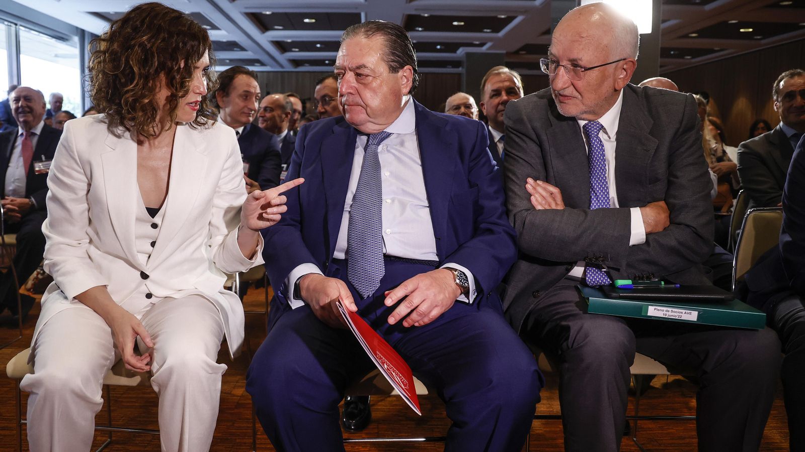 Ayuso, Boluda i Roig, aquest divendres