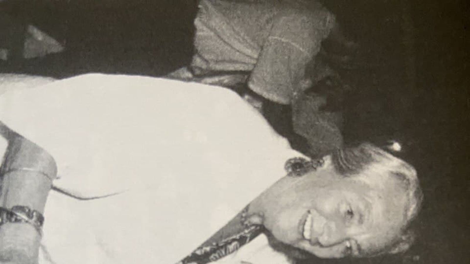 Pilar Soler i la seua filla Llum en la celebració de la boda de la seua neta Silvia, en 1990, al Marroc