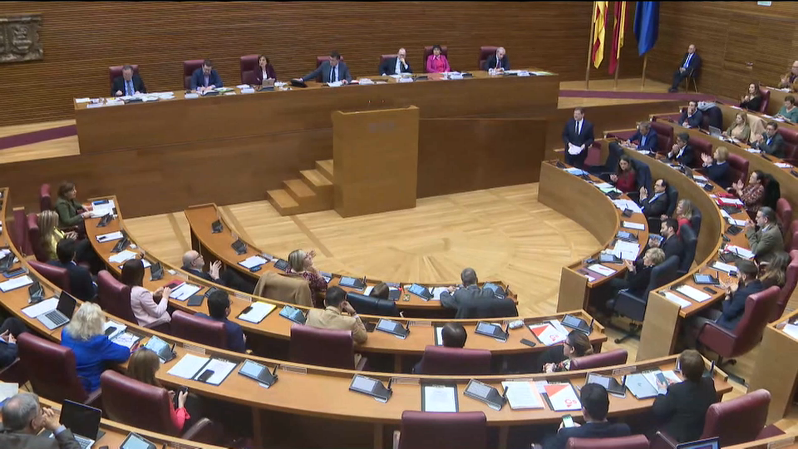 Els partits amb representació a les Corts s'han compromés a signar a un acord per a blindar la cooperació internacional