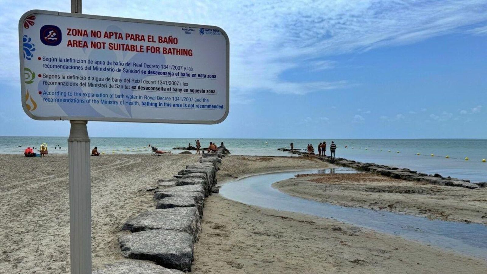 Zona no apta per al bany a Santa Pola