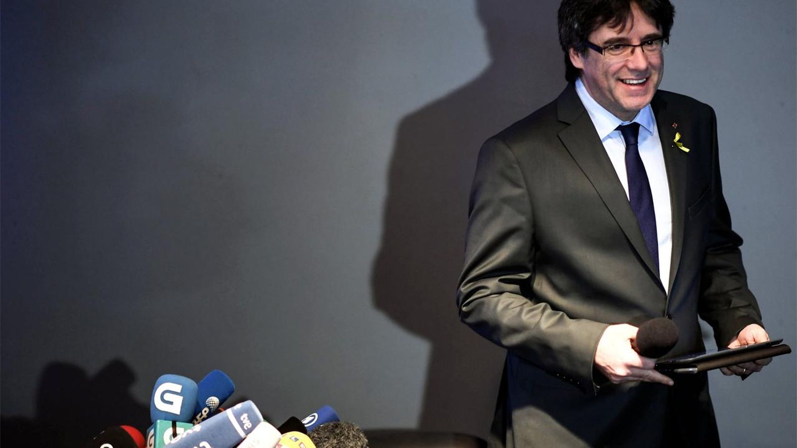 Carles Puigdemont respon als mitjans de comunicació des de Berlín