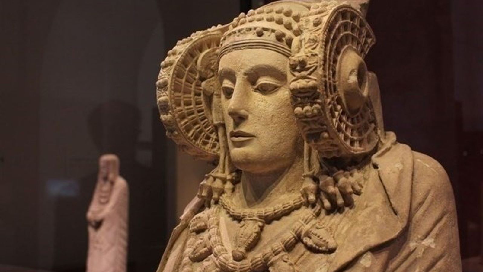 El govern de Pedro Sánchez descarta una cessió permanent de la Dama d'Elx