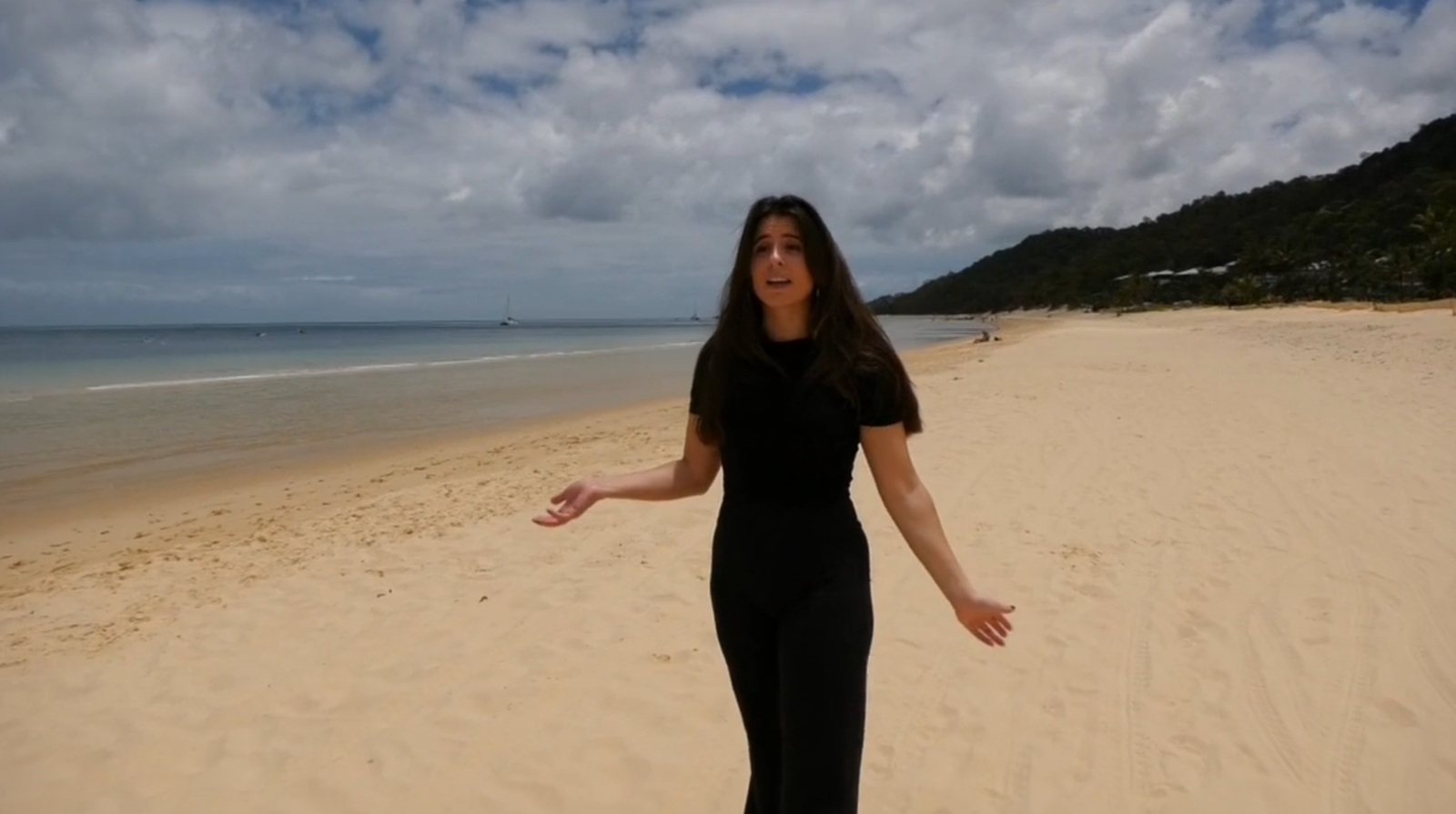 Lucía García, de la Vall d’Uixó, ens guiarà per Moreton Island,  un autèntic paradís per a aquells que busquen natura i aventura