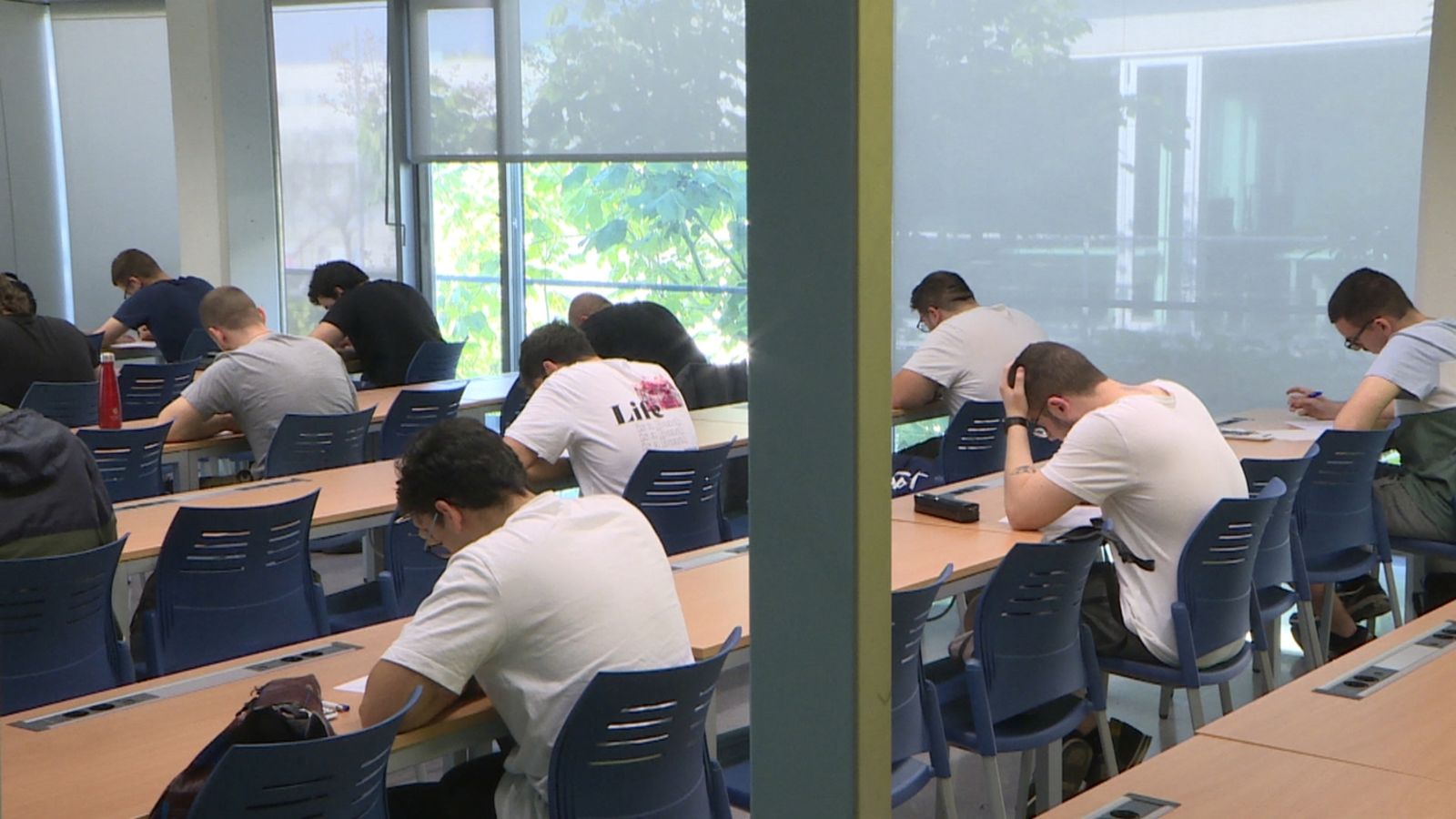 Imatge d'arxiu d'una aula de la Universitat de València