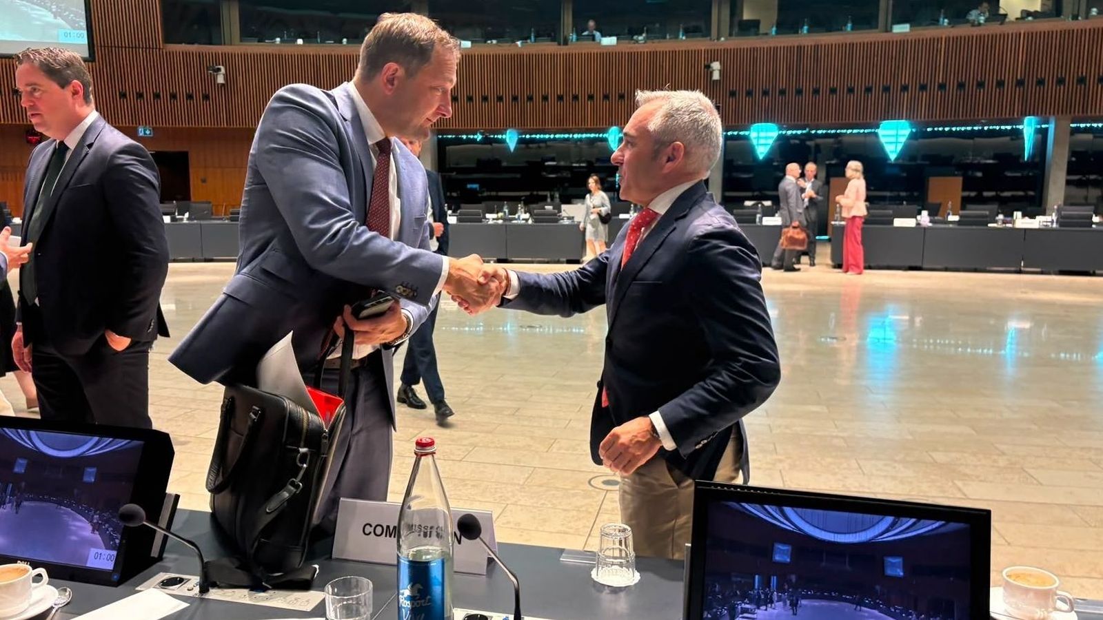 El conseller d'Agricultura, Aigua, Ramaderia i Pesca en la reunió a Luxemburg