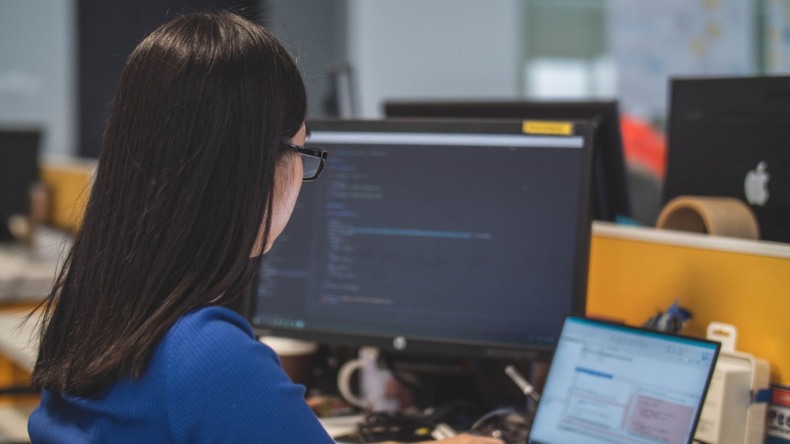 La més penalitzada ha sigut la població jove, sobretot les dones, excepte les que tenen educació superior