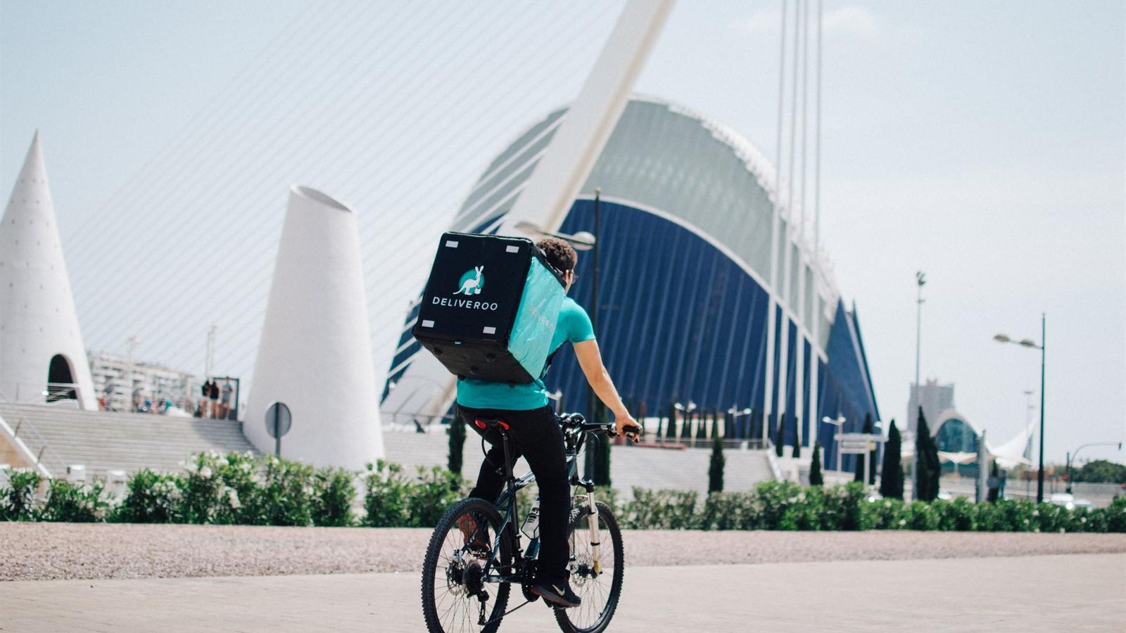 Repartidor de Deliveroo a València