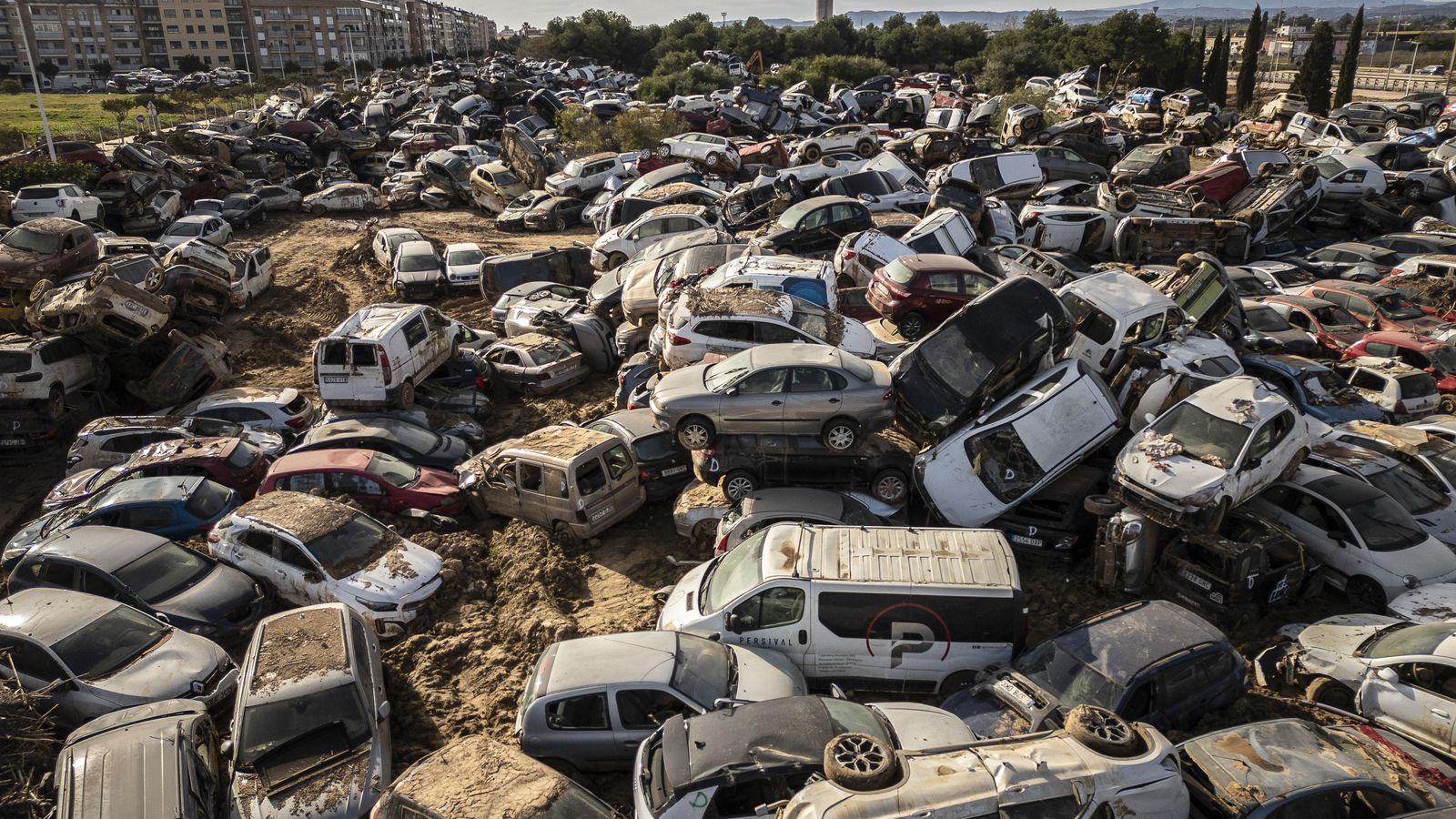 Una campa de vehicles, a Catarroja