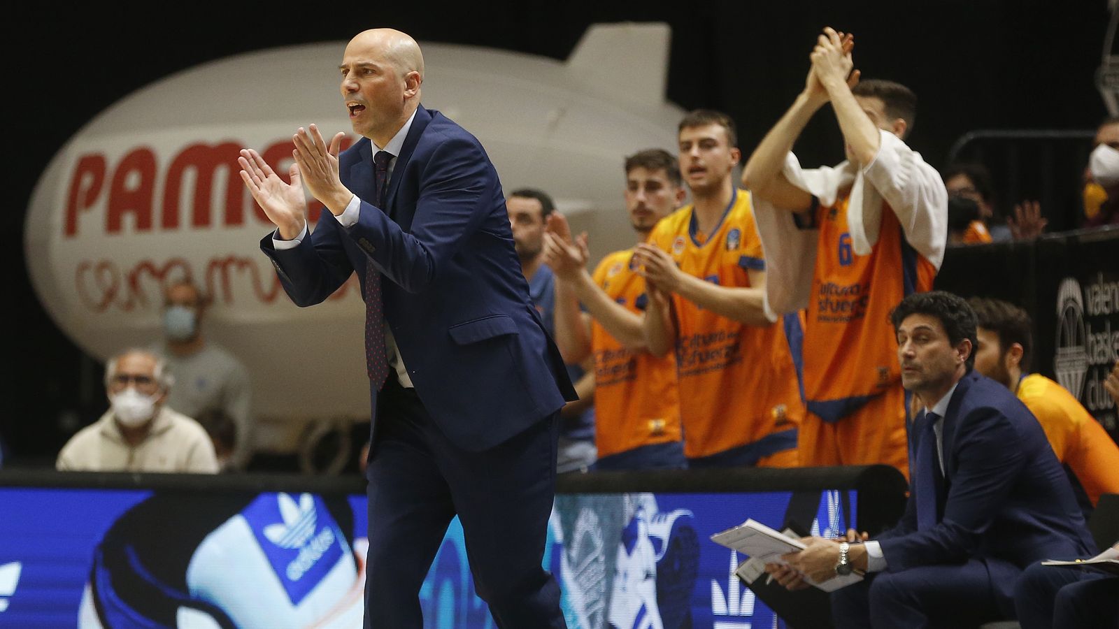Joan Peñarroya, entrenador de València Basket. FOTO EFE