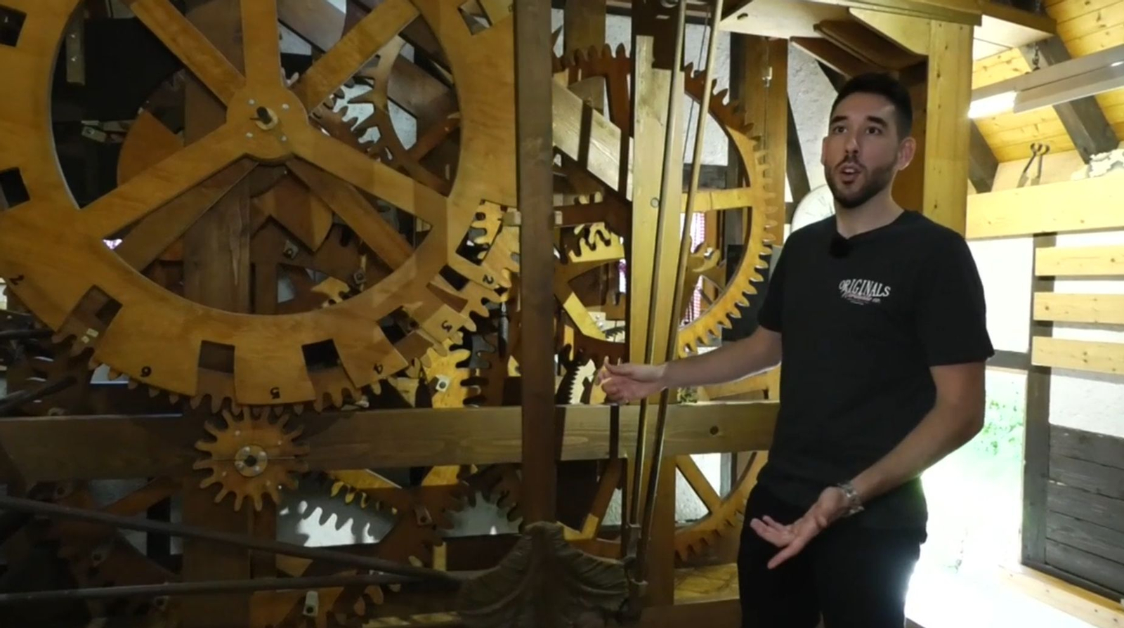 Amb Javi Pérez visitarem el rellotge de cucut més gran de la Selva Negra
