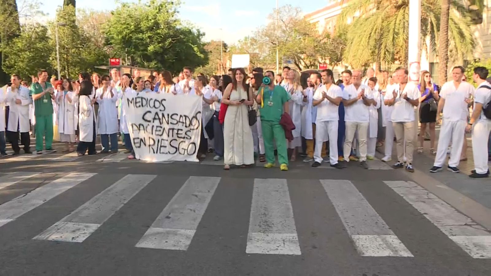 Metges de l'Hospital General de València, este dilluns