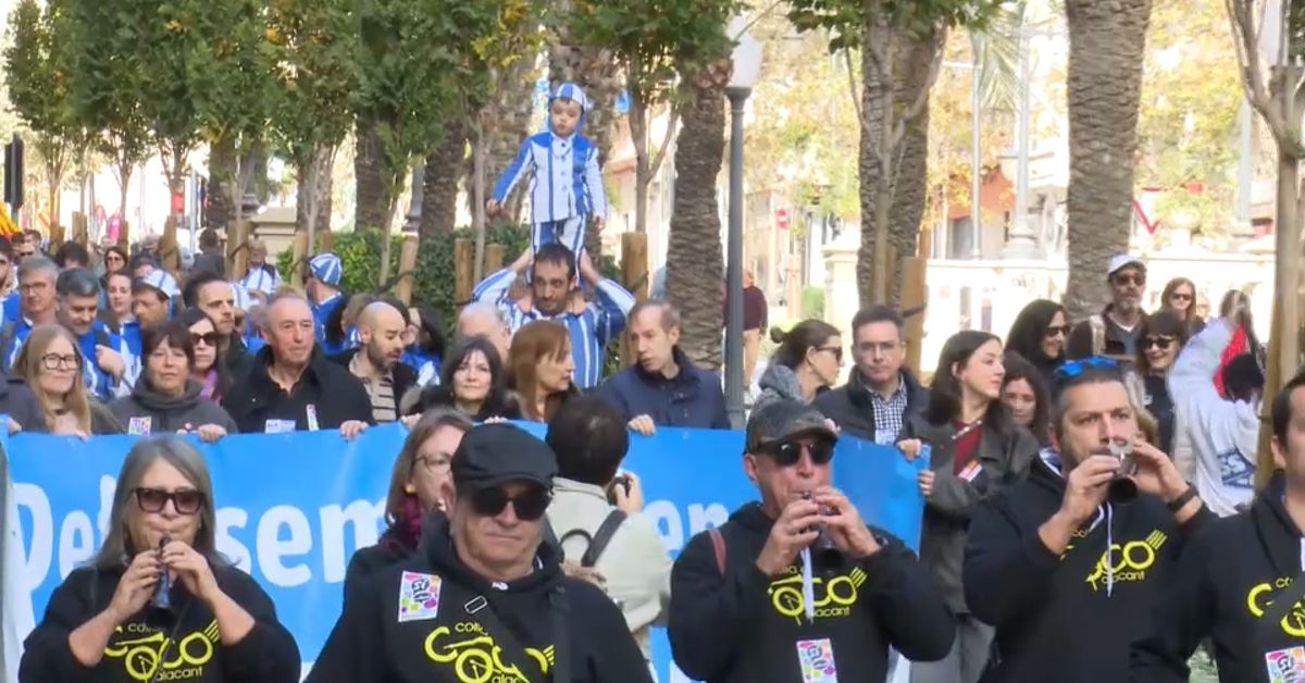 Alacant es manifesta en defensa de la llengua i en commemoració de l ...