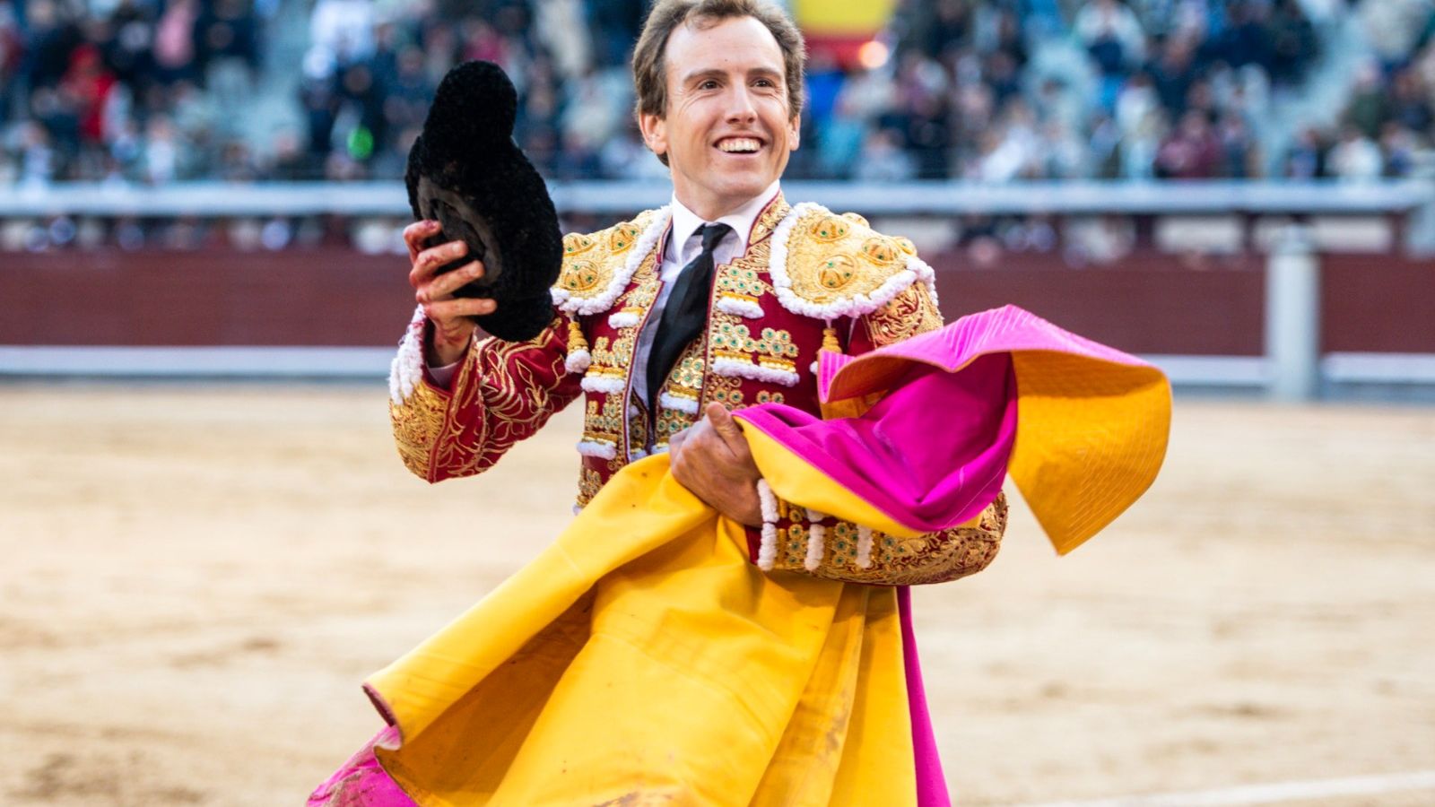 Roman va tallar una orella el cap de setmana passat a Madrid