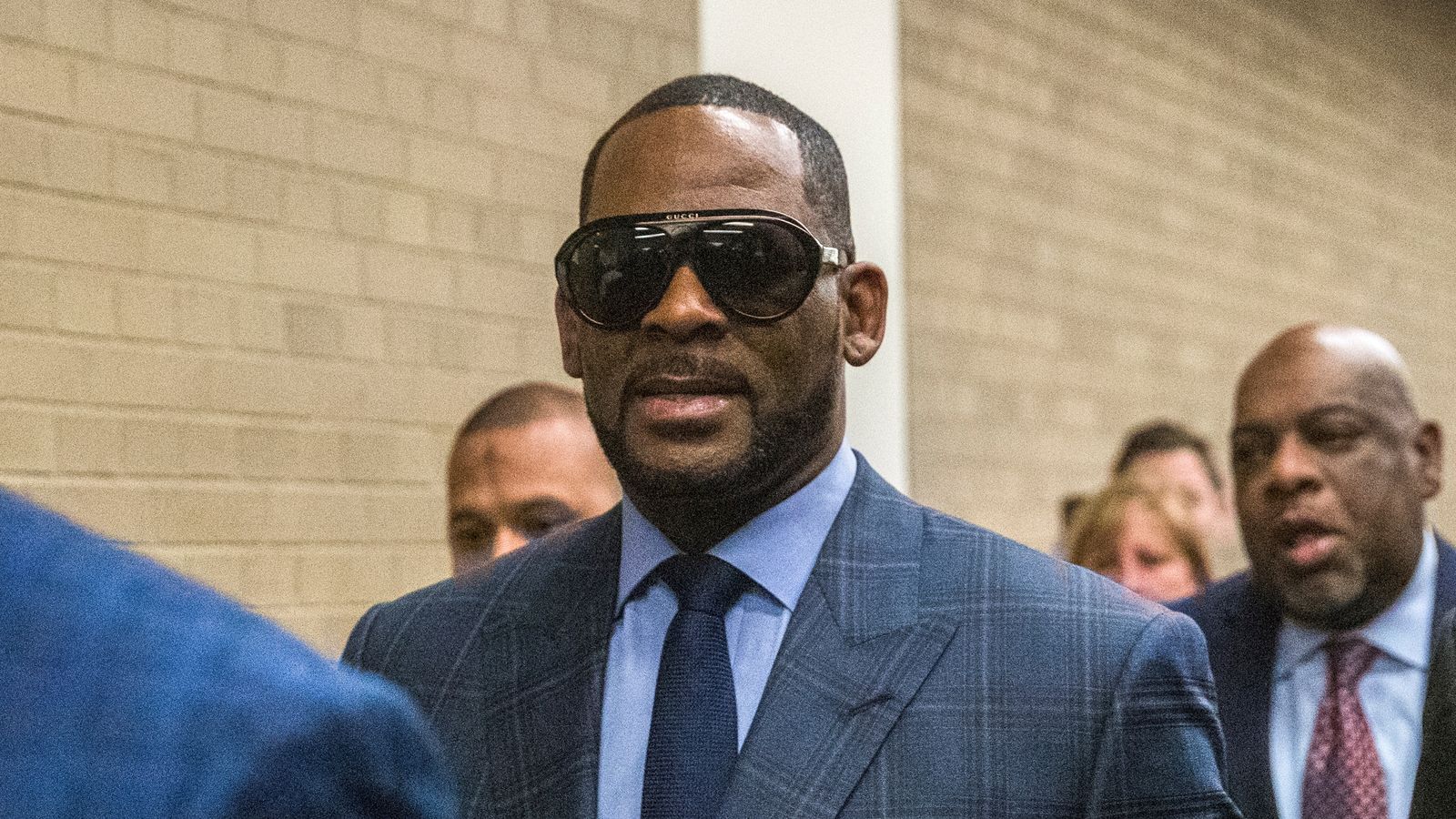 El cantant R. Kelly, a la seua arribada a un tribunal de Chigago, els Estats Units, en una imatge d'arxiu
