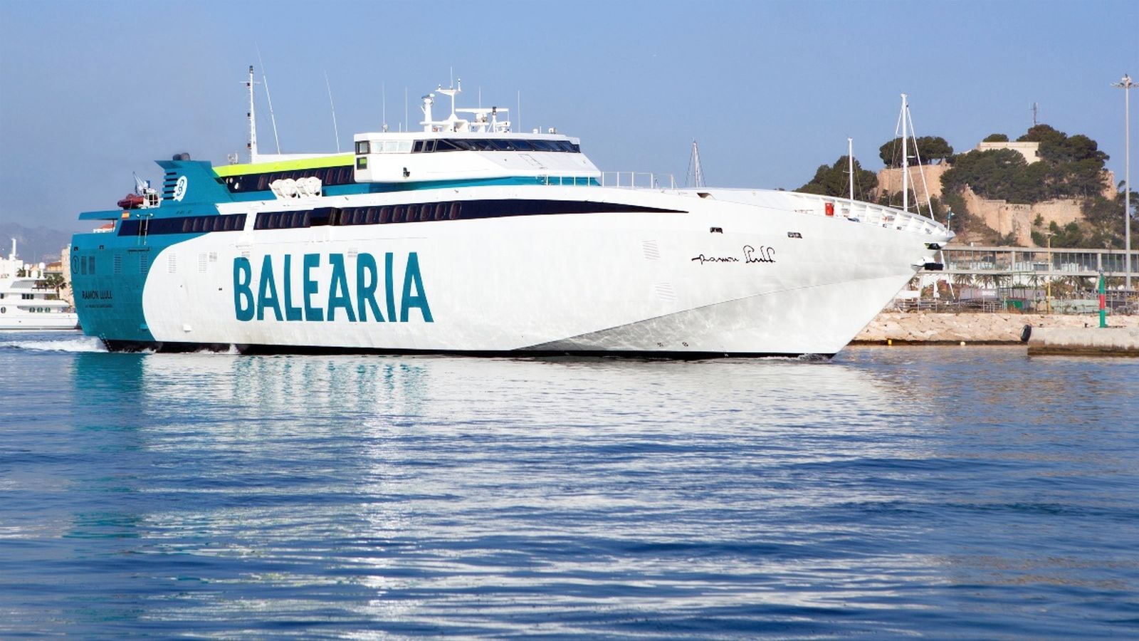 Un ferri d'alta velocitat de Baleària. |