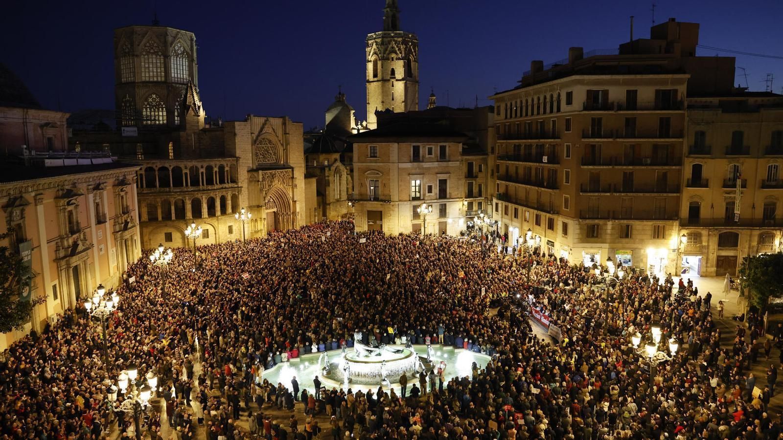 Sexta manifestació a València per a reclamar la dimissió de Mazón Sexta manifestació a València per a reclamar la dimissió de Mazón